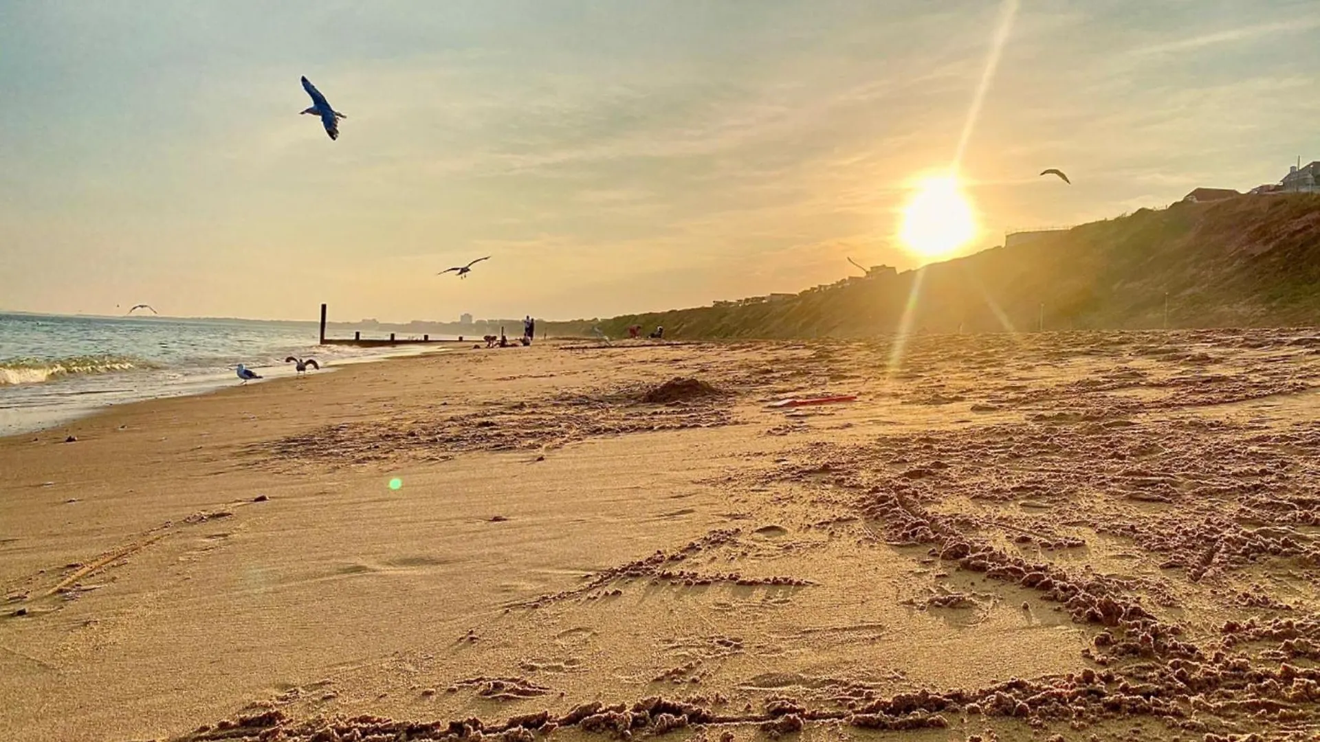 Seaside Escape In Central Bournemouth Spacious Stylish & Inviting Urban Heights United Kingdom